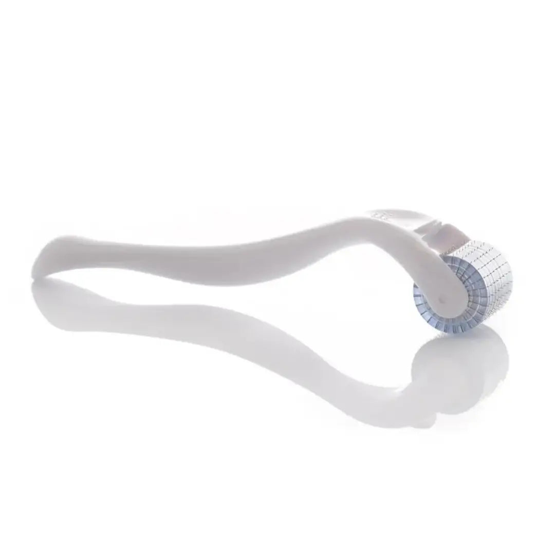 Weiße Handhabung Micro-Needling Roller für Mesotherapie mit 0,75 mm Titannadeln