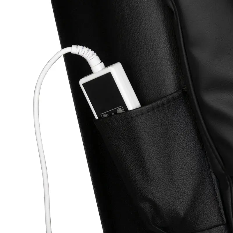 Schwarzer Ledersessel mit Fernbedienung in der Tasche für Fusspflege- und Pediküre SPA AS-261