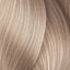 Ash blonde Haartönung von L’Oréal Professionnel Dialight mit Haarsträhnen
