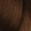 Glatte braune Haarsträhnen mit L’Oréal Professionnel Dialight Haartönung
