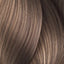 Welliges hellbraunes Haar mit L’Oréal Professionnel Dialight Haartönung