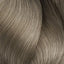 Ash blondes Haarprobe für L’Oréal Professionnel Dialight Haartönung