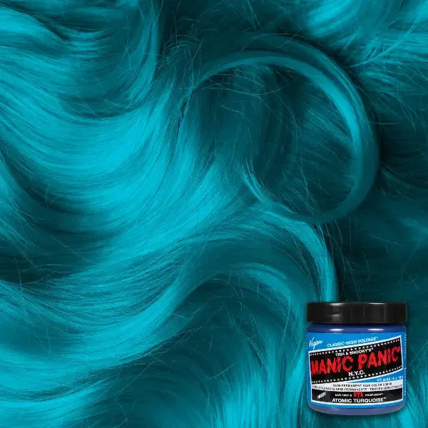 Manic Panic Atomic Turquoise 237 ml – Haarfarbvorschau mit gewellten Strähnen
