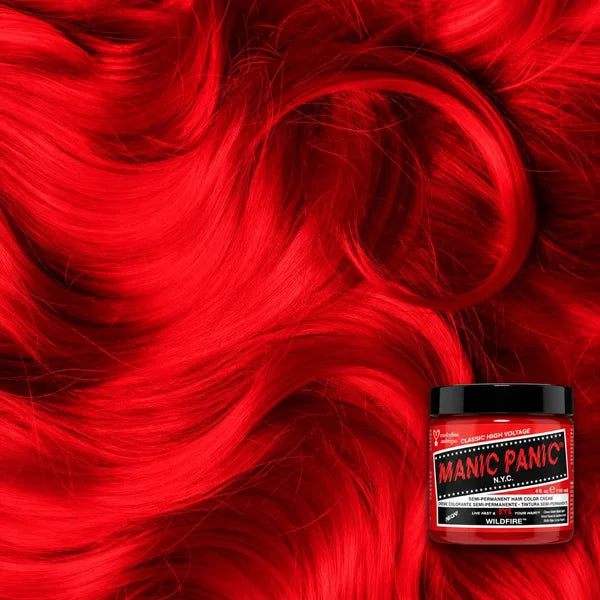 Manic Panic Wildfire 118 ml – Haarfarbvorschau mit gewellten Strähnen