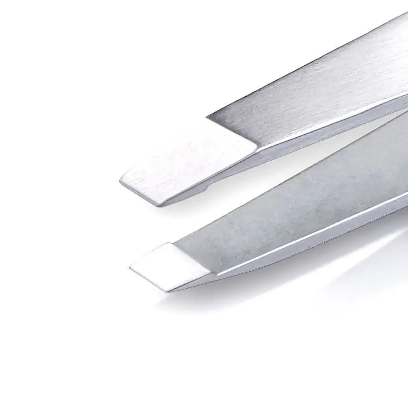 Silberne Metallpinzette beim Nghia Export Pinzette T-05 Produkt