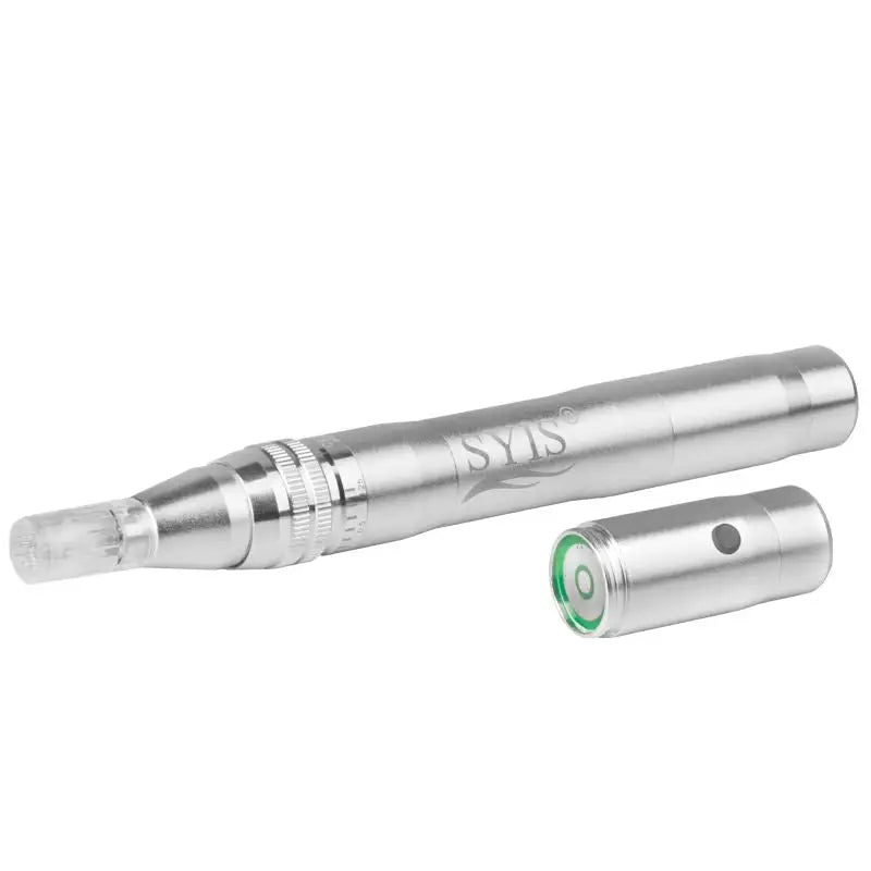 Silberne Microneedling-Stift mit Batterie für Hautbehandlungen im Produkt Syis 05
